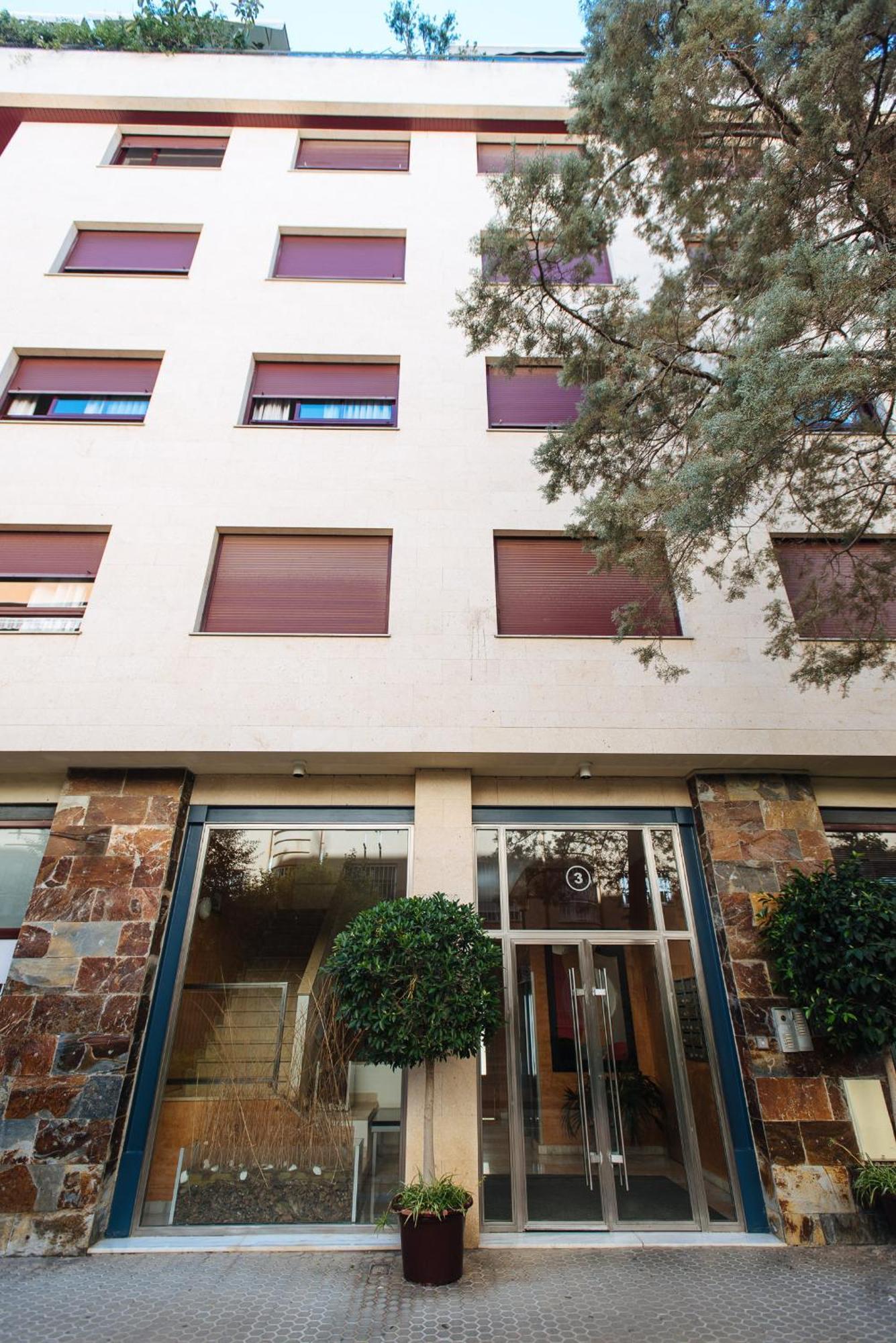 San Bernardo Home Free Parking セビリア エクステリア 写真